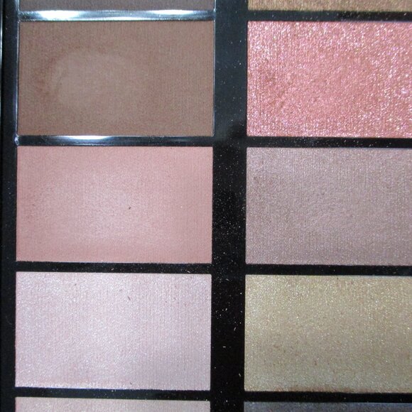 Lancome Holiday 2024 Rose Gold Palette and Makeup Storage Folio - Picture 4 of 10